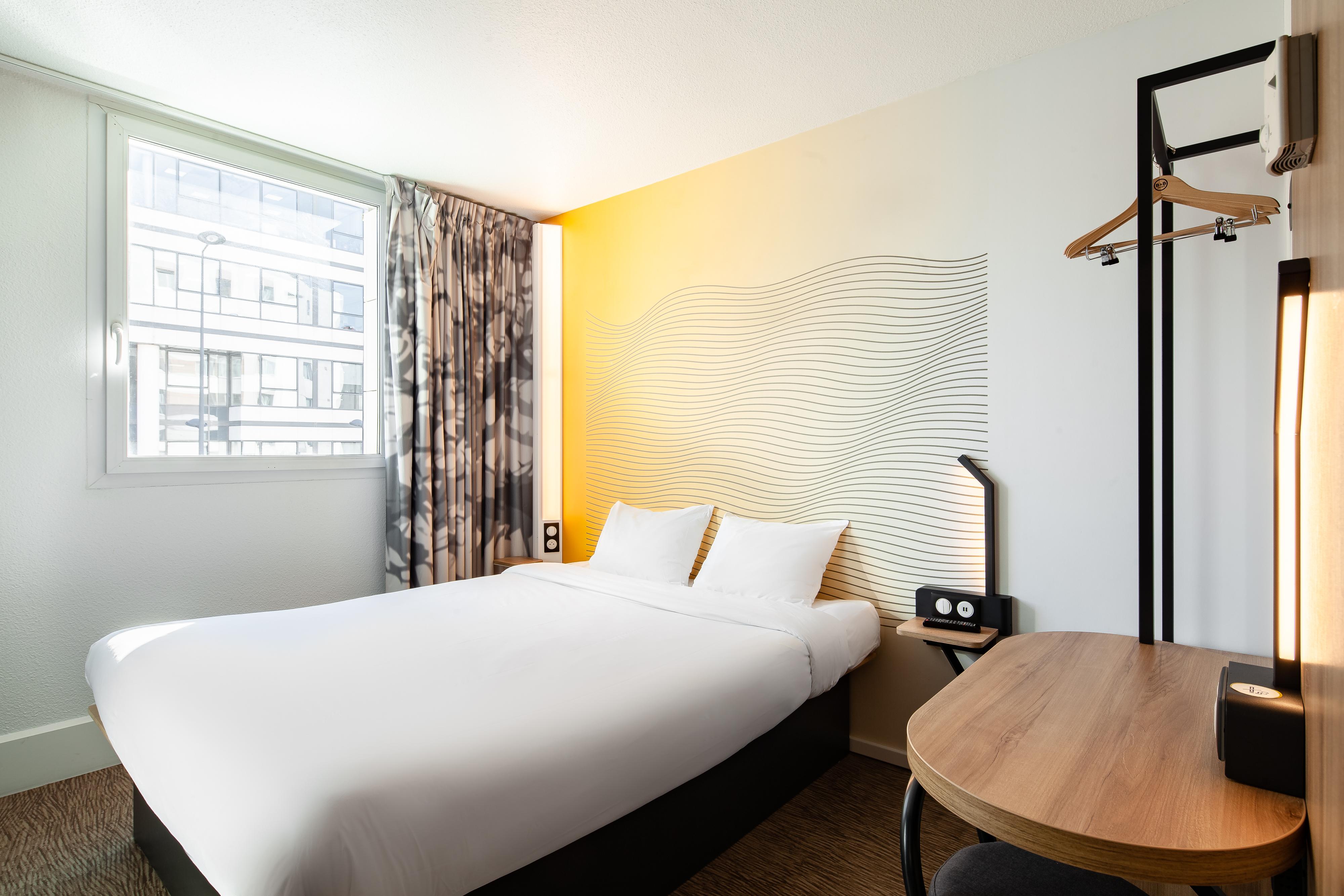 B&B Hotel Paris Saint-Denis Pleyel Esterno foto