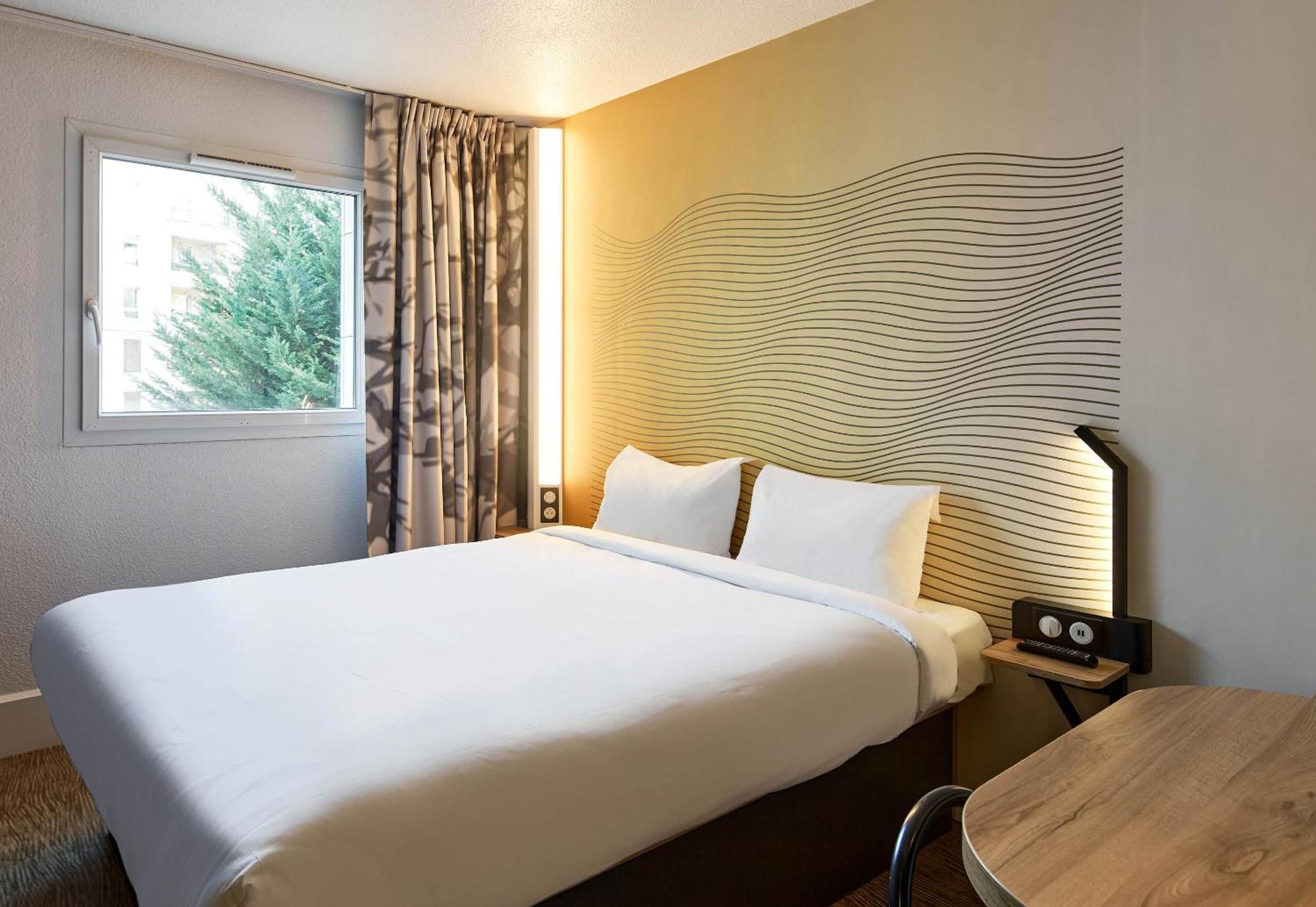 B&B Hotel Paris Saint-Denis Pleyel Esterno foto