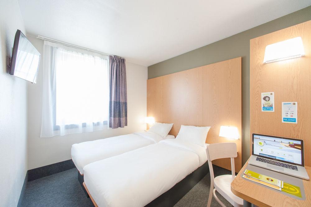 B&B Hotel Paris Saint-Denis Pleyel Esterno foto