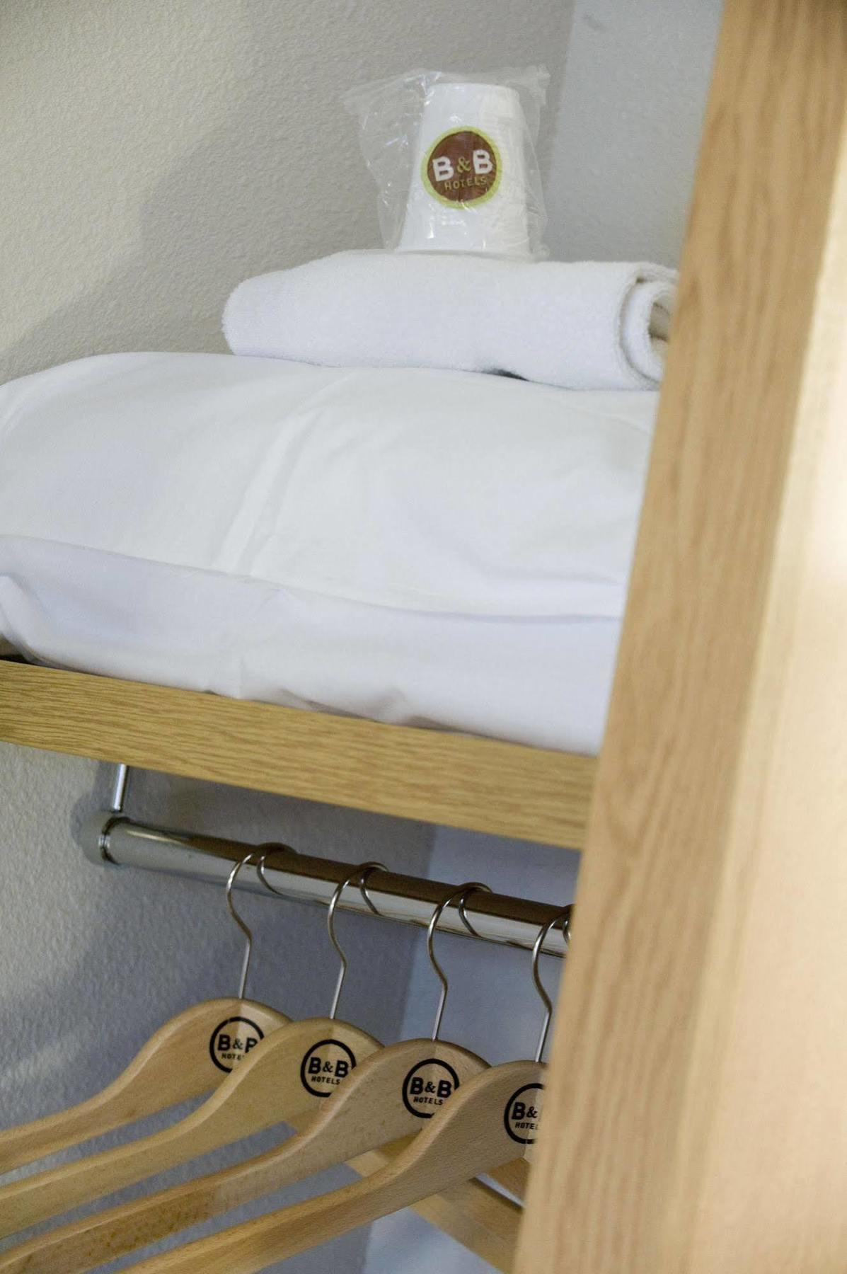 B&B Hotel Paris Saint-Denis Pleyel Esterno foto