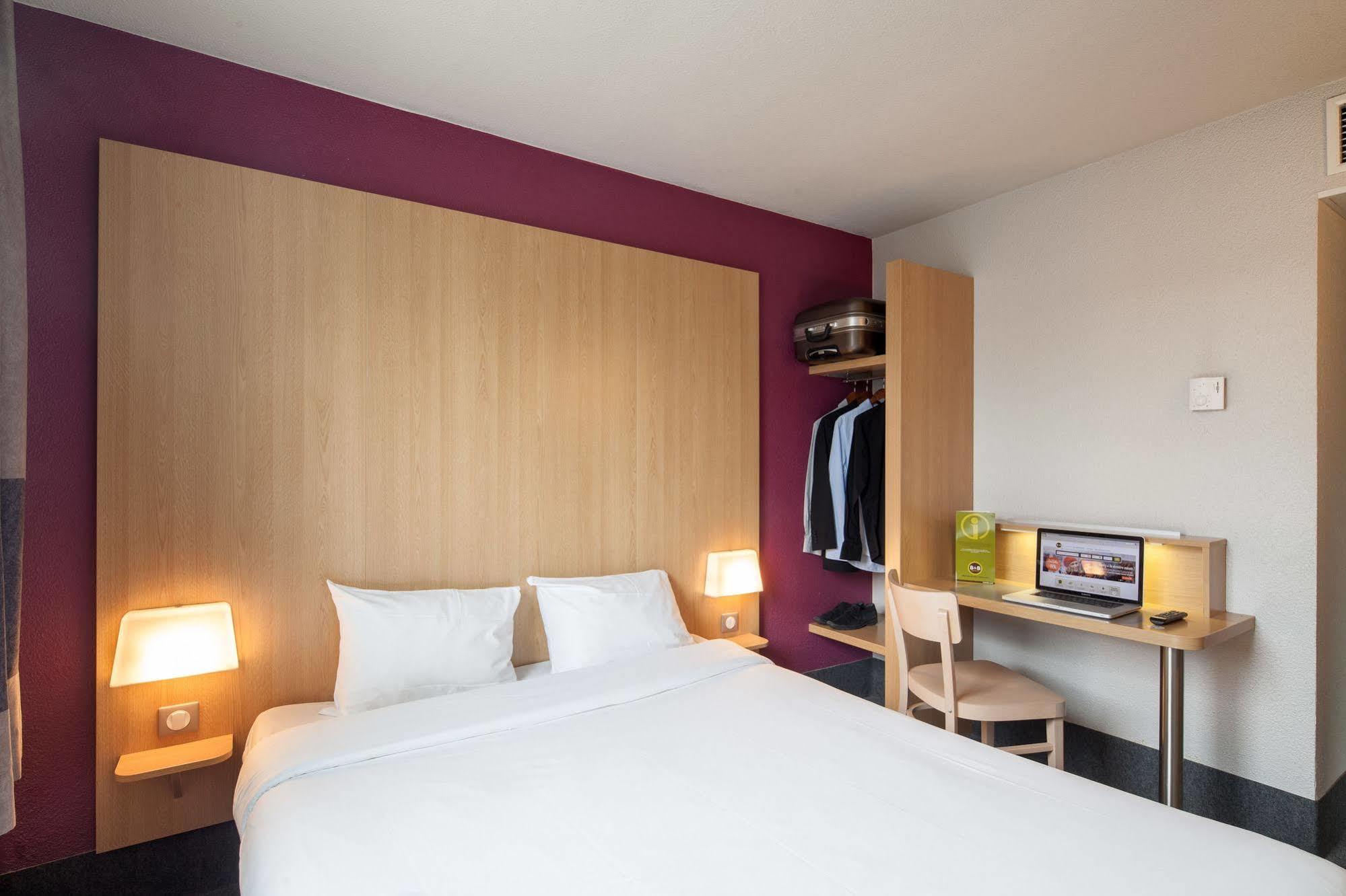 B&B Hotel Paris Saint-Denis Pleyel Esterno foto