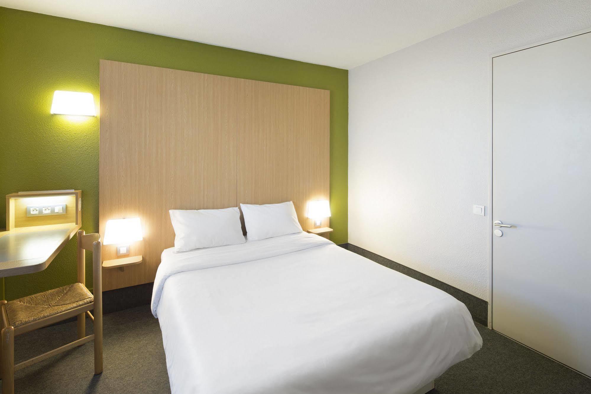 B&B Hotel Paris Saint-Denis Pleyel Esterno foto